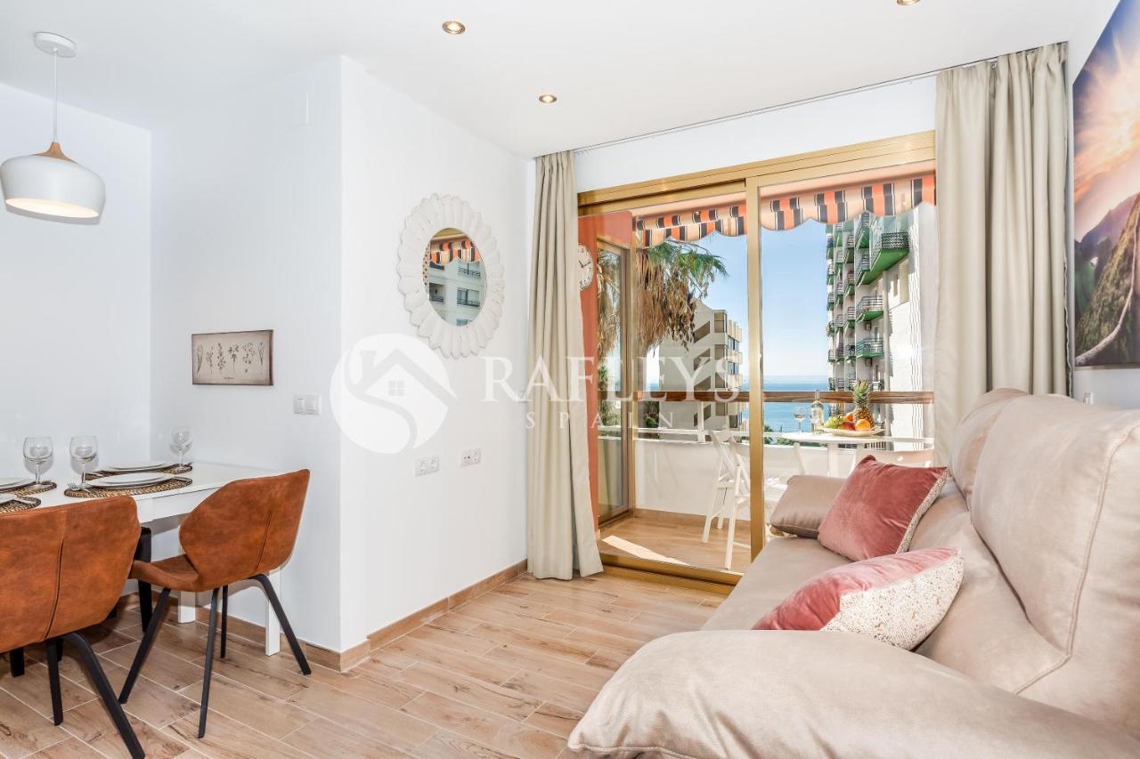 Modern 1 Br In Very Center Of Marbella. *