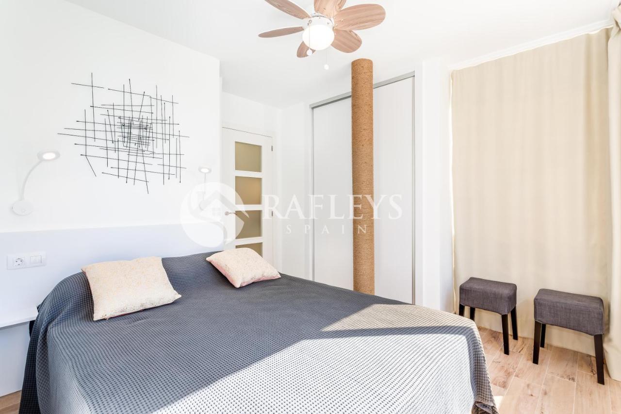 Modern 1 Br In Very Center Of Marbella. Appartement *